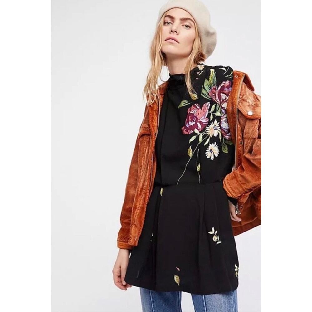 Free People NWT Gemma Floral Tunic Black Large Boho Whimsical - Picture 3 of 10
